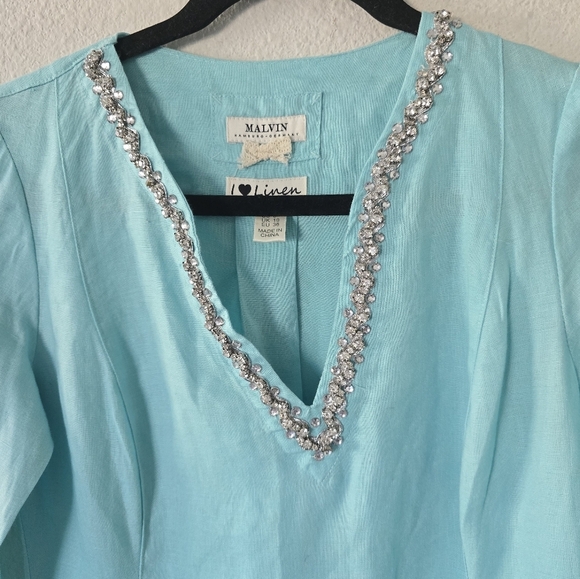 Malvin Embellished Linen Tunic Blouse Women Sz S Blue Side Slit Laggenlook - Picture 4 of 11